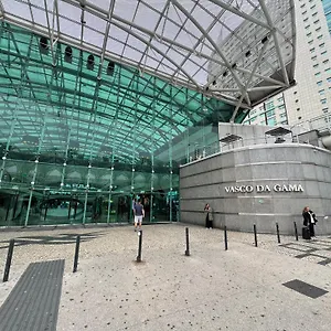 Oriente Station Airport Guest house Lisbon